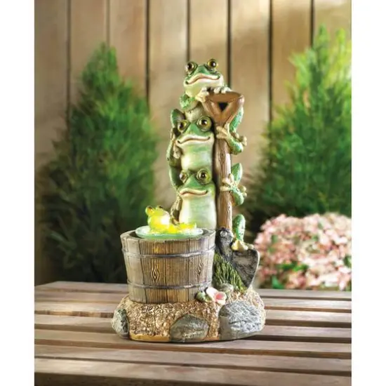 9.5" Solar Rotating Frog Garden D&eacute;cor {3}