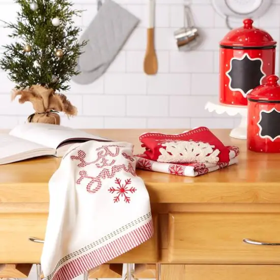 DII&reg; Santa Chef Clause Kitchen, Let It Snow Dishtowel Set {8}