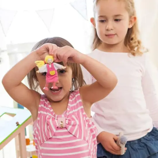 Hape Happy Family Dollhouse Set {3}