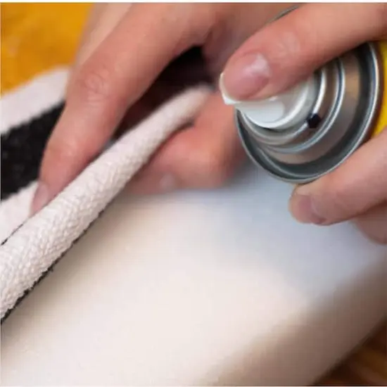 Gorilla&reg; Heavy Duty Spray Adhesive {4}