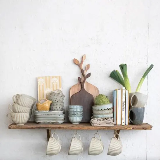 Hello Honey&reg; 20" Acacia Wood Cutting Board with Branch Shape Handle {4}