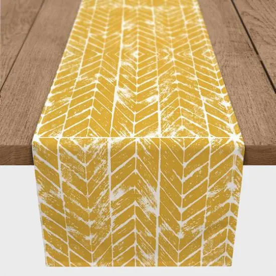 Distressed Chevron Indoor/Outdoor Table Runner Yellow {3}