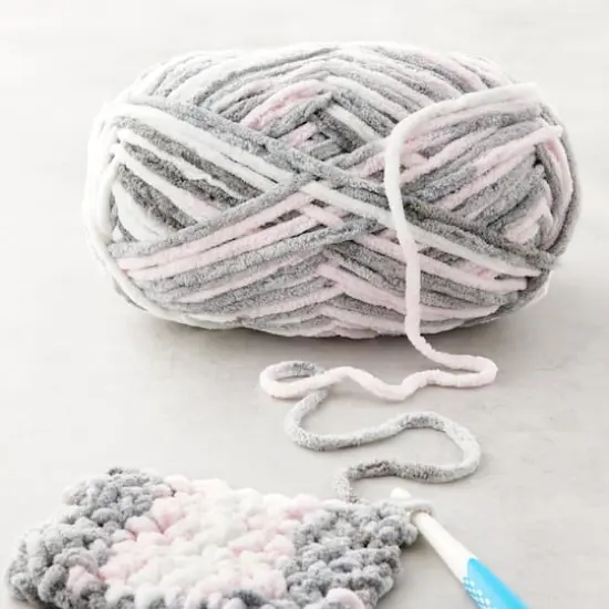 Bernat&reg; Baby Blanket&trade; YarnBaby Grays {3}