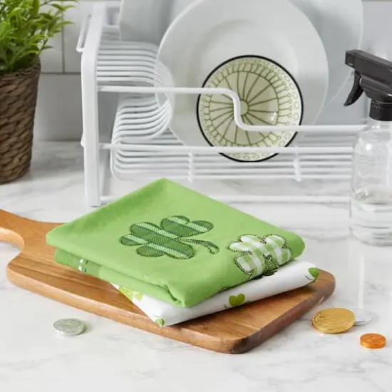 DII&reg; Green & White Shamrock Lucky Day Dishtowels, 2ct. {5}
