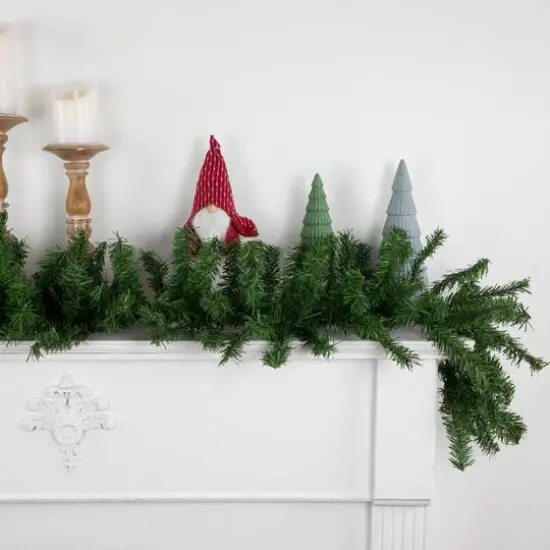 9ft. Canadian Pine 2-Tone Christmas Garland {6}
