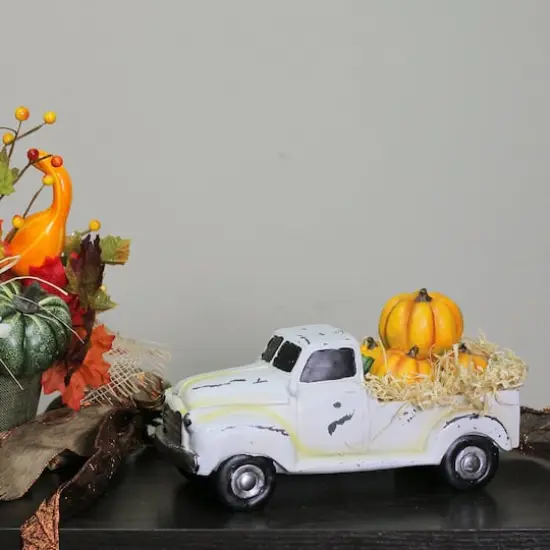 11.25" Truck with Pumpkins & Hay Tabletop D&eacute;cor {4}