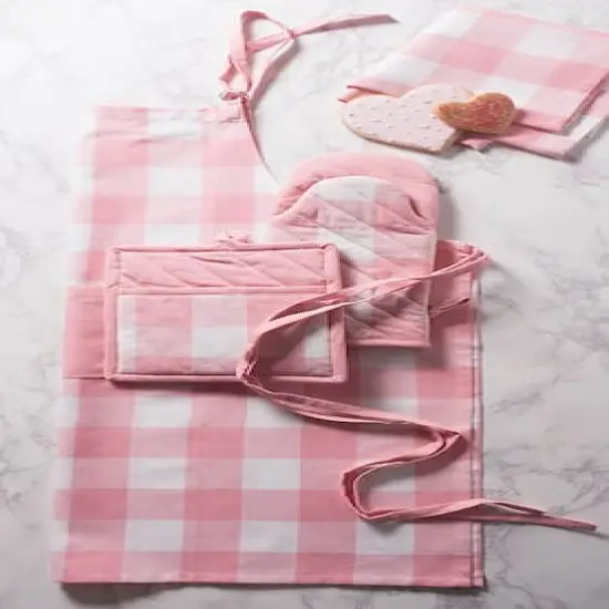 DII&reg; Pink Buffalo Check Dishtowels, 3ct. {5}
