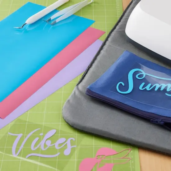 Cricut&reg; Everyday Iron On&trade; Pastels Sampler {3}