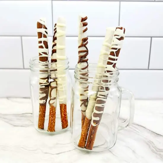 ChocoMaker&reg; Simply Melt&trade; Vanilla Candy Melts {5}