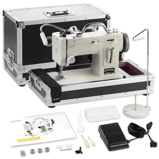 Barracuda 200ZW Sewing Machine with Craftsman Kit {9}