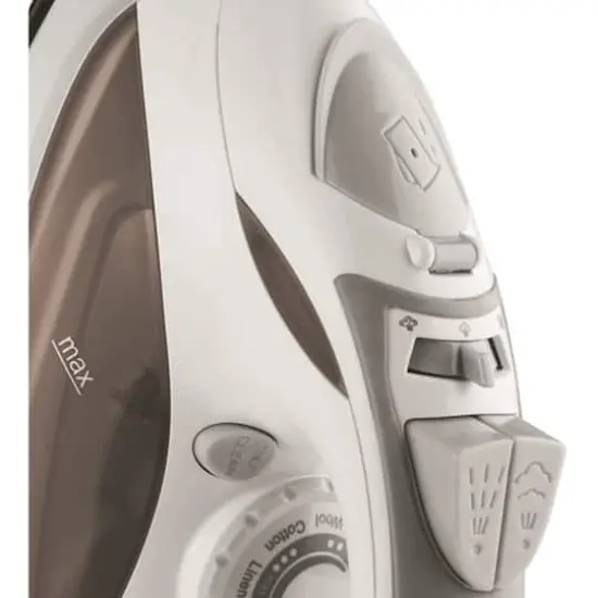 Brentwood&reg; White Steam Iron with Auto Shutoff {6}