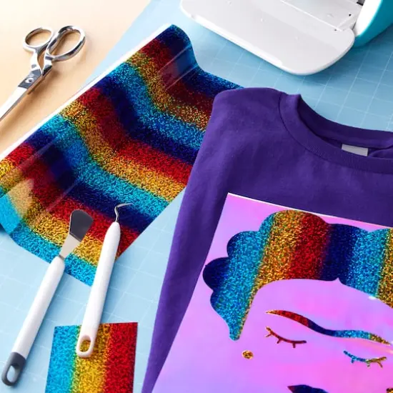 Siser&reg; Holographic Heat Transfer Vinyl, Rainbow {3}