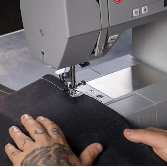 SINGER&reg; HD6700C Heavy Duty Sewing Machine {11}