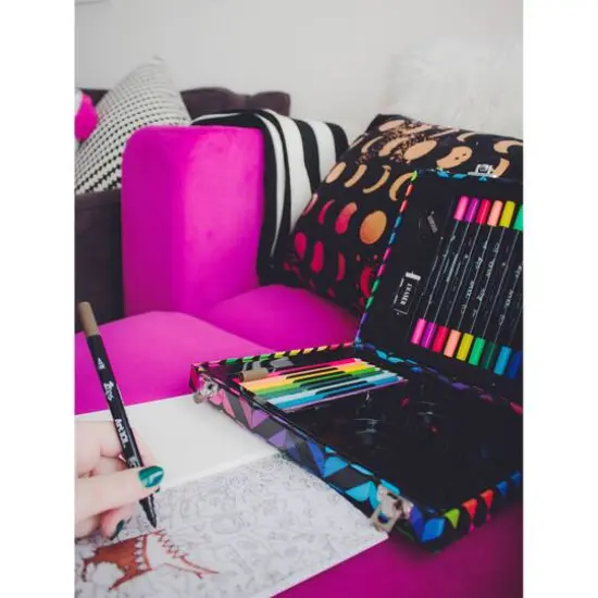 Art 101 Coloring Travel Art Set {6}