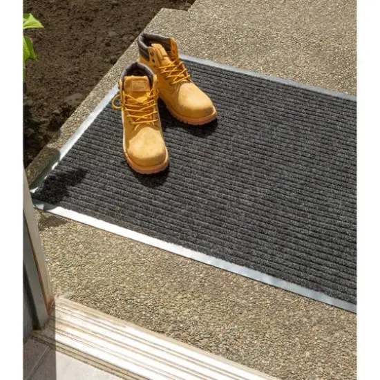 J&M Gray Ribbed Walk Off Utility Runner {6}