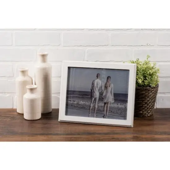 DII&reg; Vintage White Shiplap 5" x 7" Picture Frame {4}