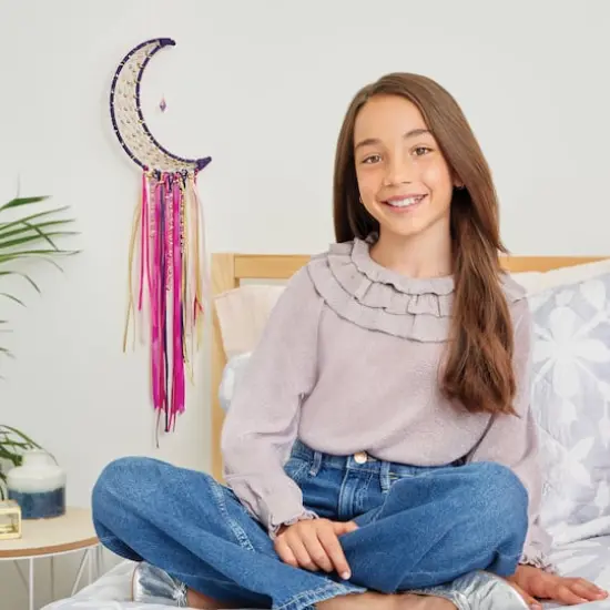 Make It Real&trade; DIY Lunar Dream Catcher with Lights Kit {3}