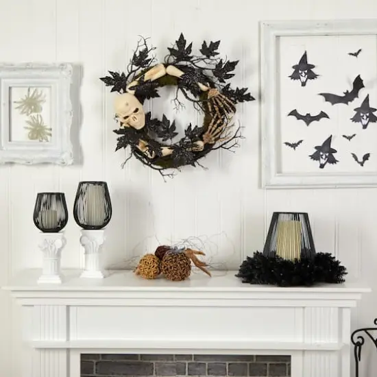 24" Halloween Skull & Bones Wreath {5}