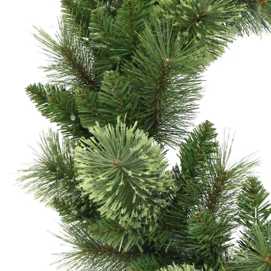 24" Pre-Lit Pine Wreath {6}