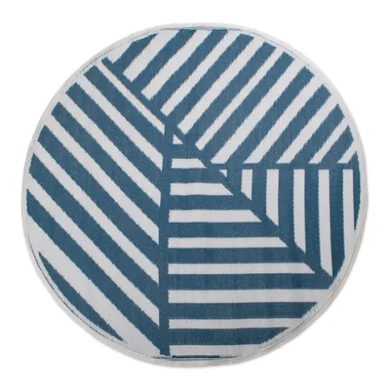 DII&reg; Round Blue Geometric Outdoor Rug, 5ft. {5}