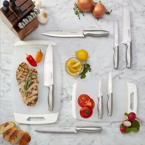 Farberware Stamped Stainless Steel 15-Piece Cutlery Set {5}