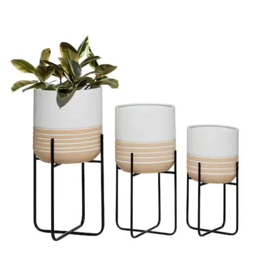 White Metal Farmhouse Cottage Planter Set {1}