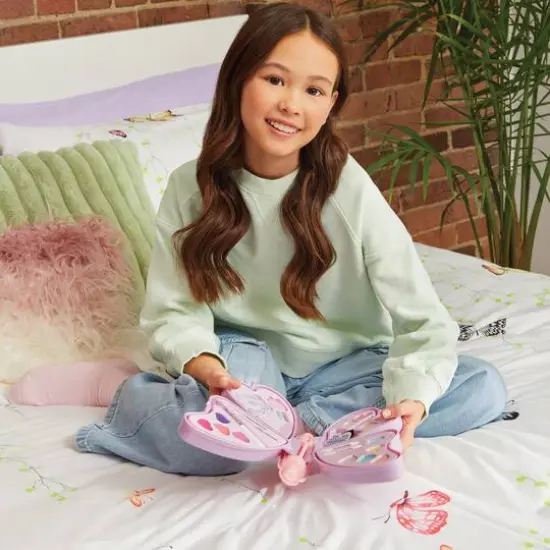 Make It Real&trade; 3C4G&reg; Butterfly Cosmetic Set {3}