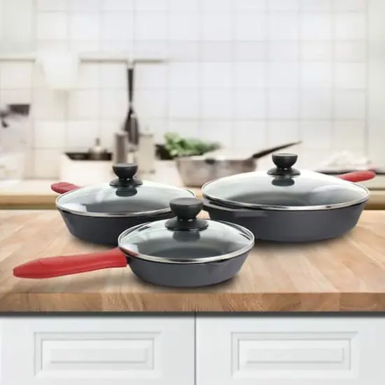 MegaChef 9 Piece Pre-Seasoned Cast Iron Skillet Set {3}