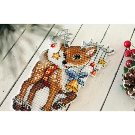 MP Studia Christmas Helper Plastic Canvas Counted Cross Stitch Kit {3}