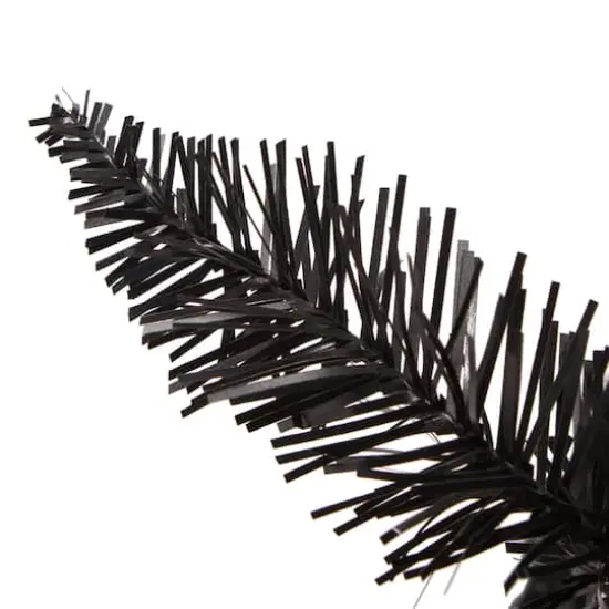 30" Black Fir Wreath {4}