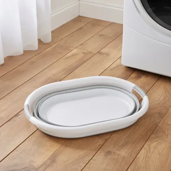 Simplify Collapsible Laundry Basket {5}