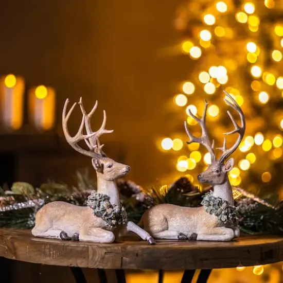Glittered Deer with Holly Wreath Set {3}