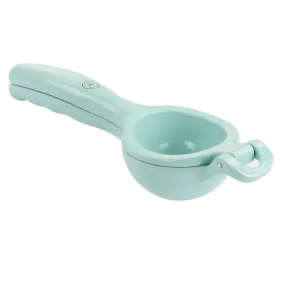 Martha Stewart Cast Aluminum Citrus Squeezer {3}