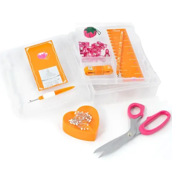 Dritz&reg; Essential Sewing Box Kit & Tools {3}