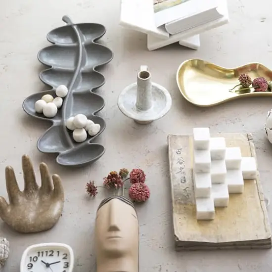 Hello Honey&reg; 20.5" Matte Brown Stoneware Abstract Leaf Shaped Plate {3}