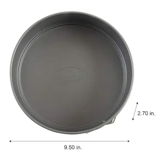 Kitchen Details 9.5" Round Spring Form Pan {4}