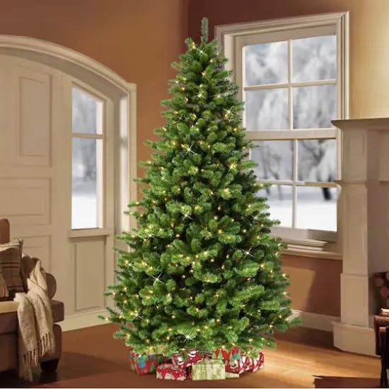 7.5ft. Pre-Lit Vermont Spruce Artificial Christmas Tree, Clear Lights {3}