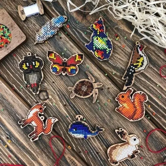 Wonderland Crafts 20 Piece Woodland Creatures Wooden Embroidery Blanks {5}
