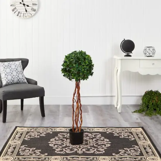 3.5ft. Potted English Ivy Ball Topiary Tree {6}