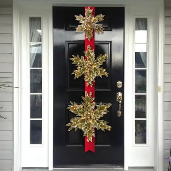18", 22", & 26" Triple Snowflake Door D&eacute;cor Piece With Warm White Twinkle LED Lights {3}