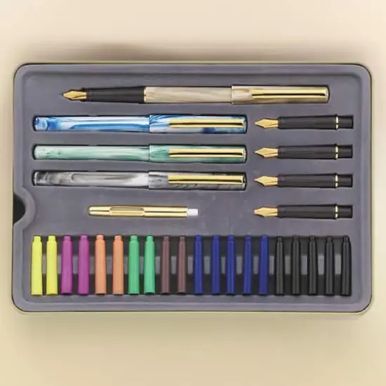 Staedtler&reg; Deluxe 33 Piece Calligraphy Set {1}