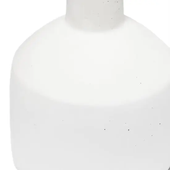 Simple Designs Mini Bocksbeutal Ceramic Table Lamp Off White {8}