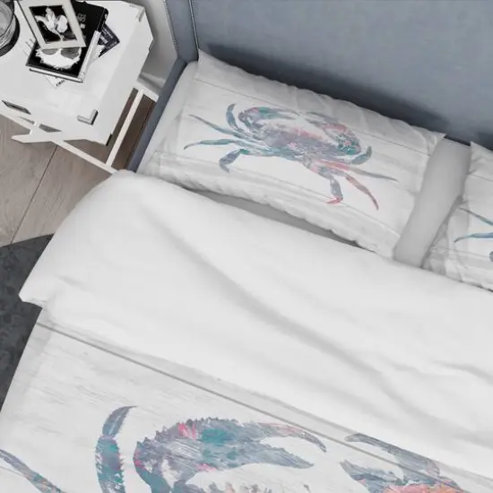 Designart 'Pink Crab Ocean Life' Coastal Bedding Set - Duvet Cover & Shams {6}