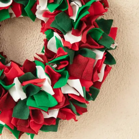 Glitzhome&reg; 19.25" Christmas Multicolor Felt Wreath {6}