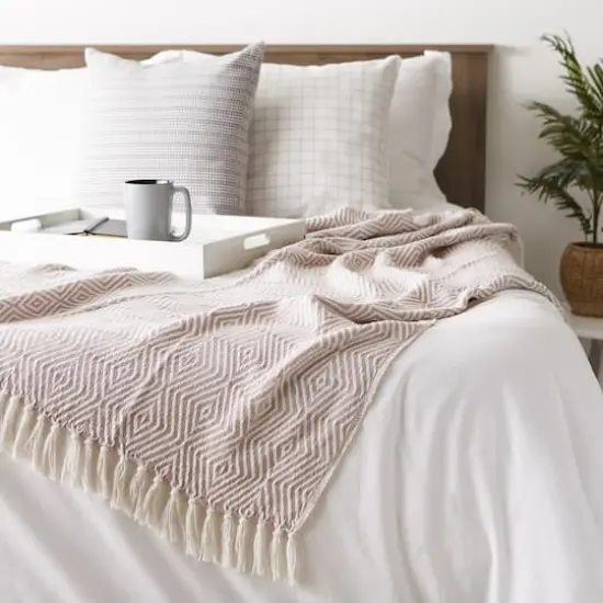 DII&reg; X-Diamond Geometric Throw Dusty Lilac {7}