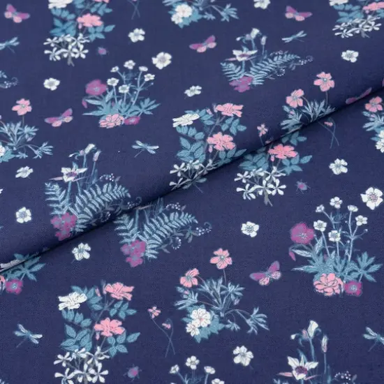 SINGER Floral Bouquets on Blue Cotton Fabric {3}