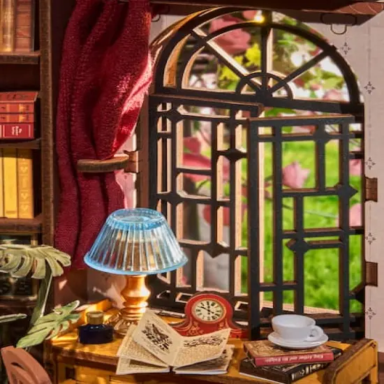 Rolife&reg; Silent Corner Study DIY Book Nook Shelf Insert Kit {3}