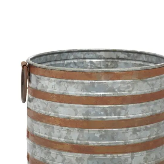 Metallic Farmhouse Planter Set 20" & 16" {7}