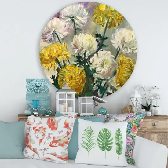 Designart - White and Golden Daisies - Traditional Metal Circle Wall Art {1}