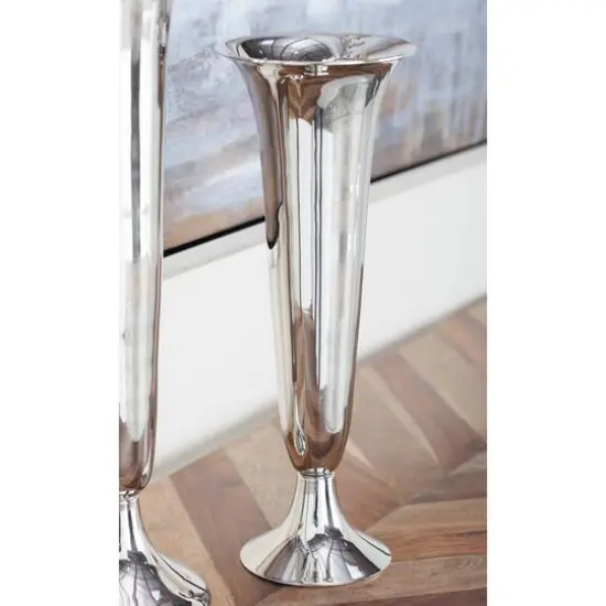 14" Silver Aluminum Traditional Vase {8}